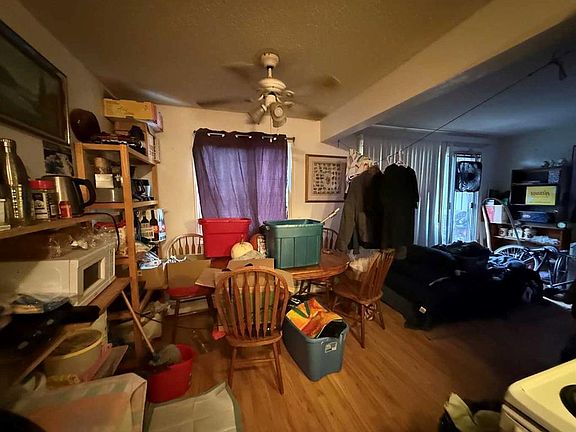 3rd image of 4904 S 54th St #202