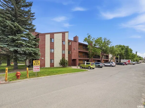 4040 8th Street E #105A, Saskatoon, SK S7H 5L4