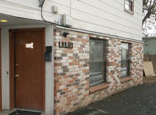 610 1/2 W 7th St, The Dalles, OR