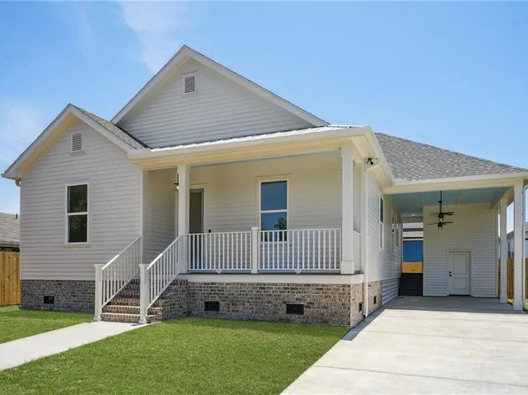 3805 Norwood Dr, Chalmette, LA 70043