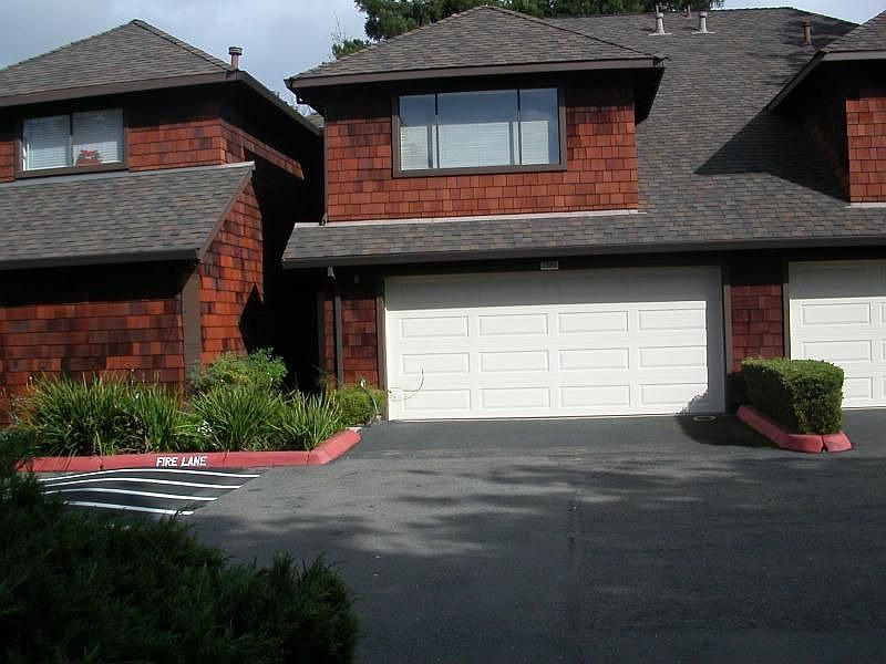 1st image of 2590 Village Dr
