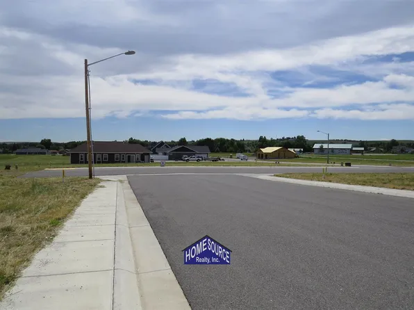1100 Timber Dr, Lander, WY 82520