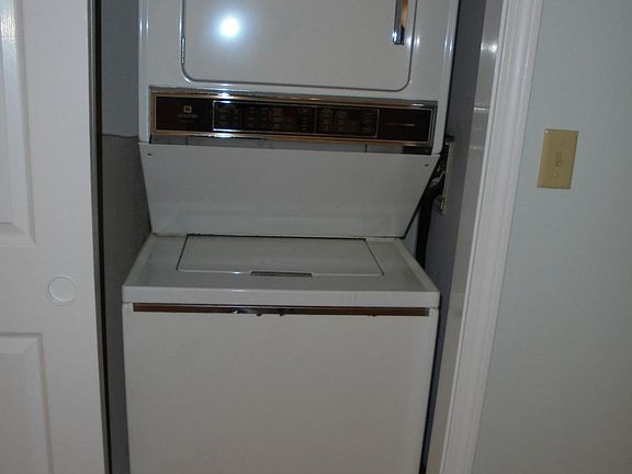 5th image of 10 Weston Ave APT 218