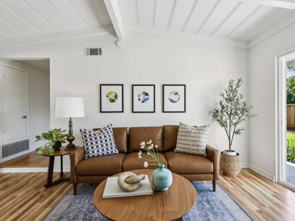 1549 Portola Dr, Milpitas, CA 95035