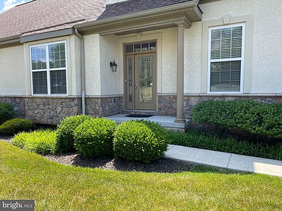 2nd image of 1301 Darrington Ct #23