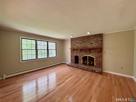 3rd image of 270 North Bride Brook Road