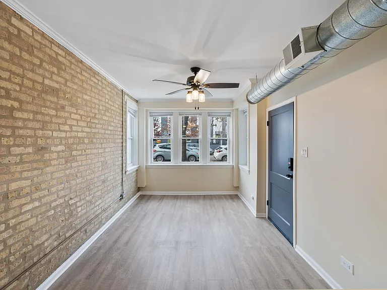 2645 N Ridgeway Ave #1 — Photo 1