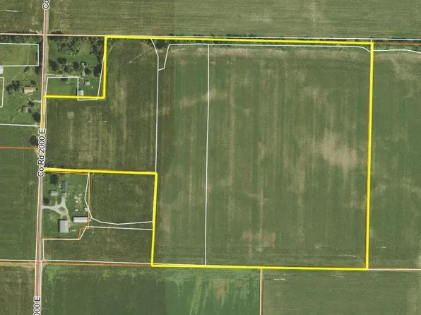 2000 East Rd, Saint Peter, IL 62880