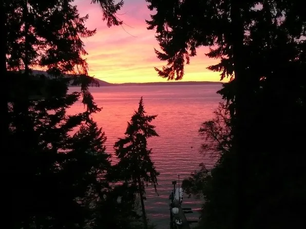 1 Nelson Cove Rd, Bellingham, WA 98229