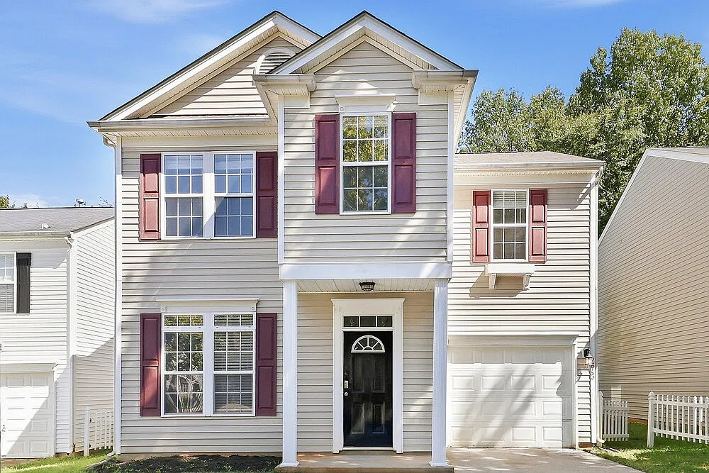 3 bed, 2.5 bath, 1682 sqft, $1,845 — Photo 1
