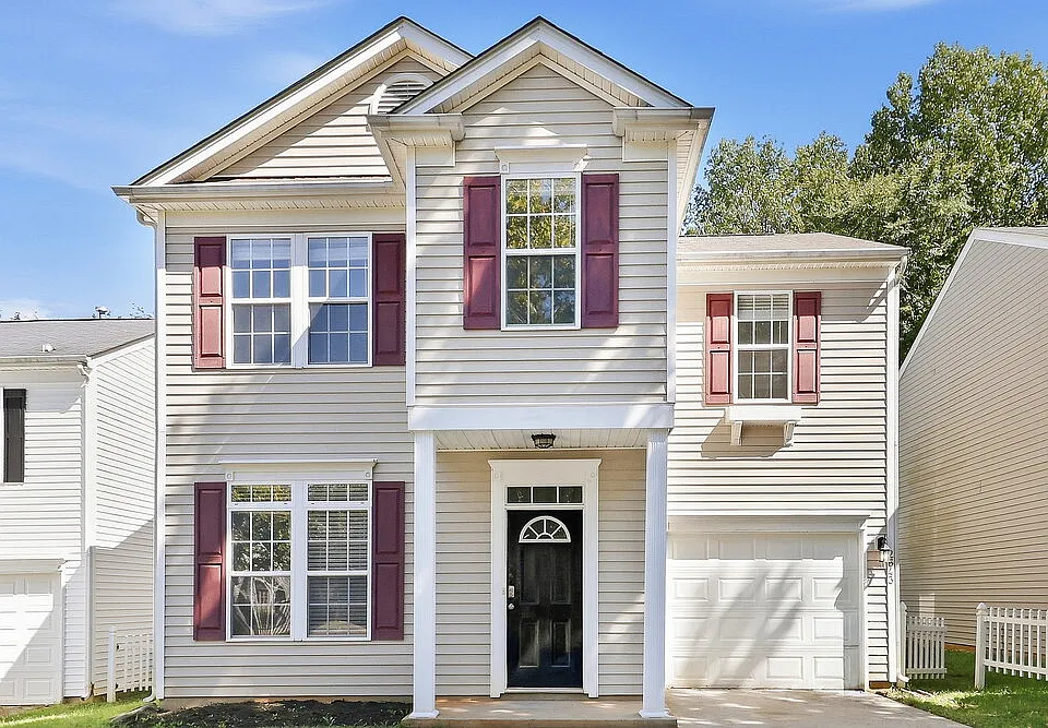 2643 Oasis Ln