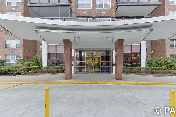 Sold by Benjamin Realty Since 1980 | media 16