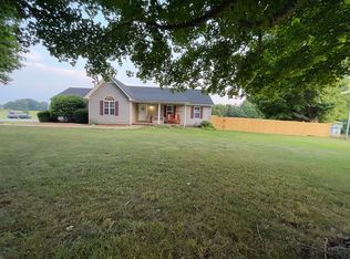 4949 Halifax Rd, Scottsville, KY 42164