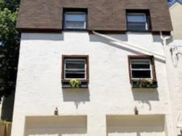 106 Catharine St, Philadelphia, PA 19147