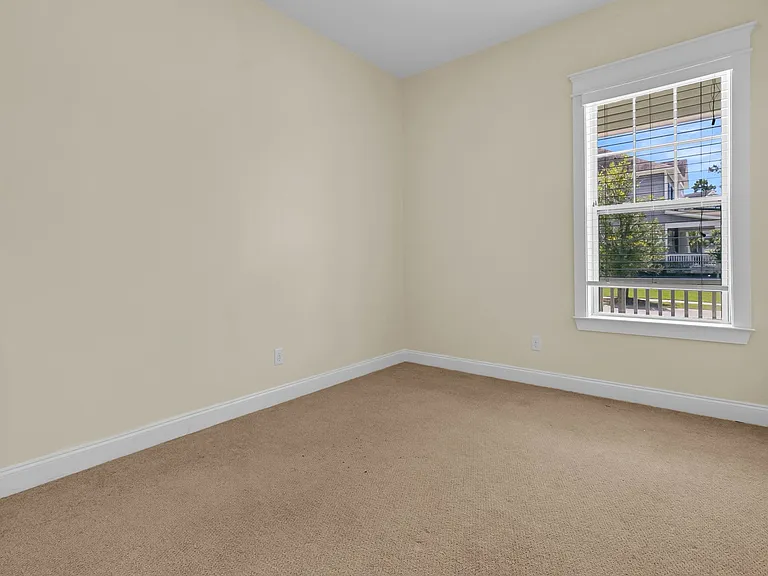 3688 Maidstone Dr — Photo 32