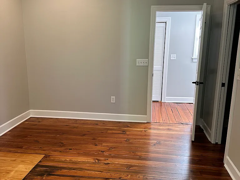 412 S Bloodworth St — Photo 6