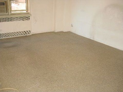 5th image of 69-10 108th St APT 5G