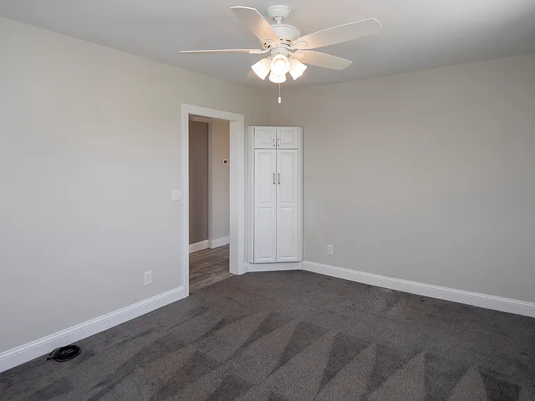40 Draper Ave — Photo 28