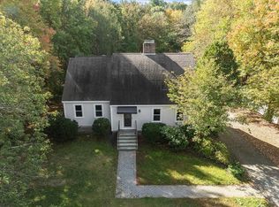 96 North Road, North Hampton, NH 03862
