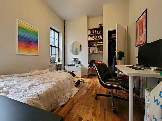 Rented by Lodger Corp | media 6