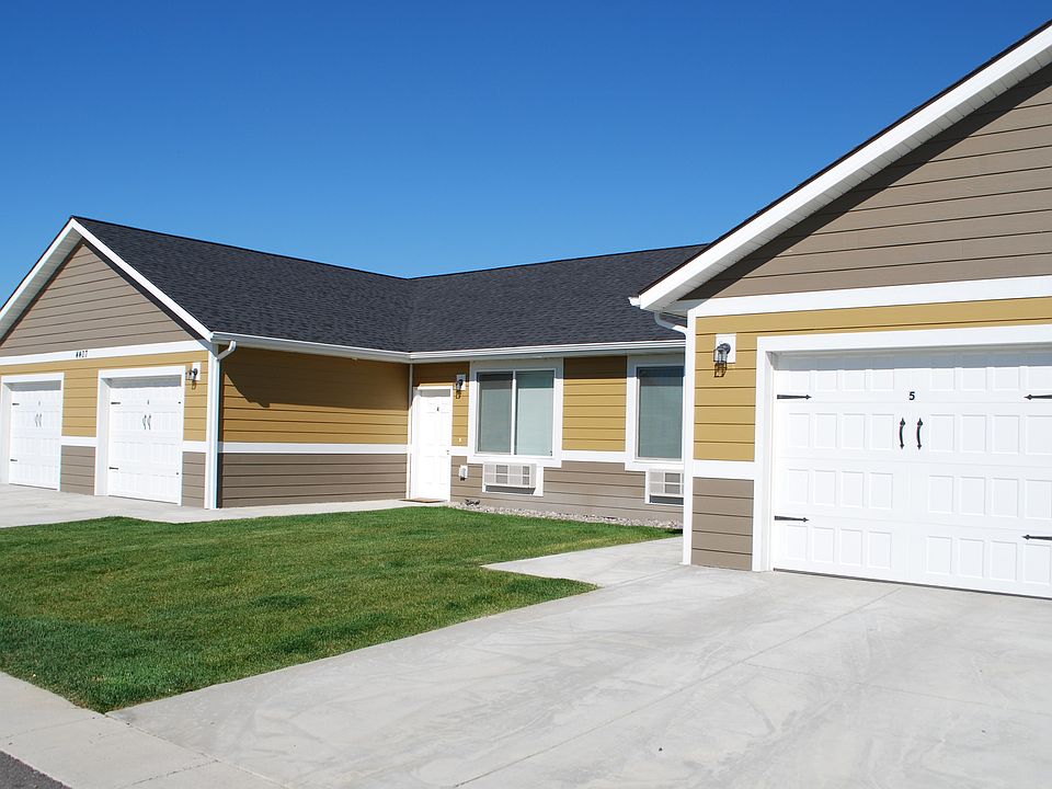 Attached garage included in rent