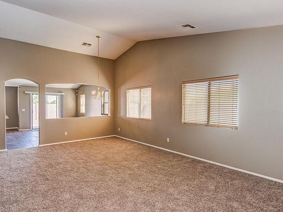 3rd image of 3308 W Wayland Dr
