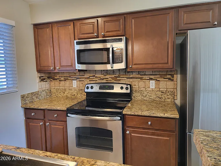 20420 N 6th Dr #5 — Photo 9