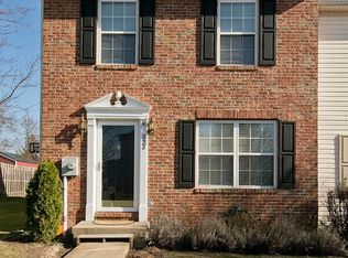 323 Surrey Club Ln, Stephens City, VA