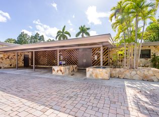 541 Holly Ln, Plantation, FL 33317