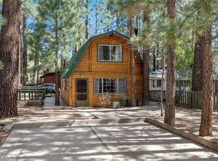 929 W Rainbow Blvd, Big Bear City, CA 92314