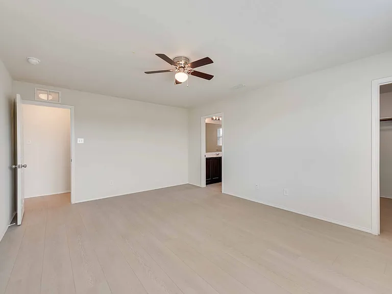 3004 Pinyon Pl — Photo 3