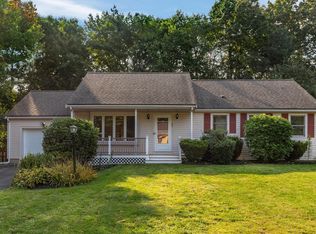 44 Grace Meadows Dr, Taunton, MA 02780