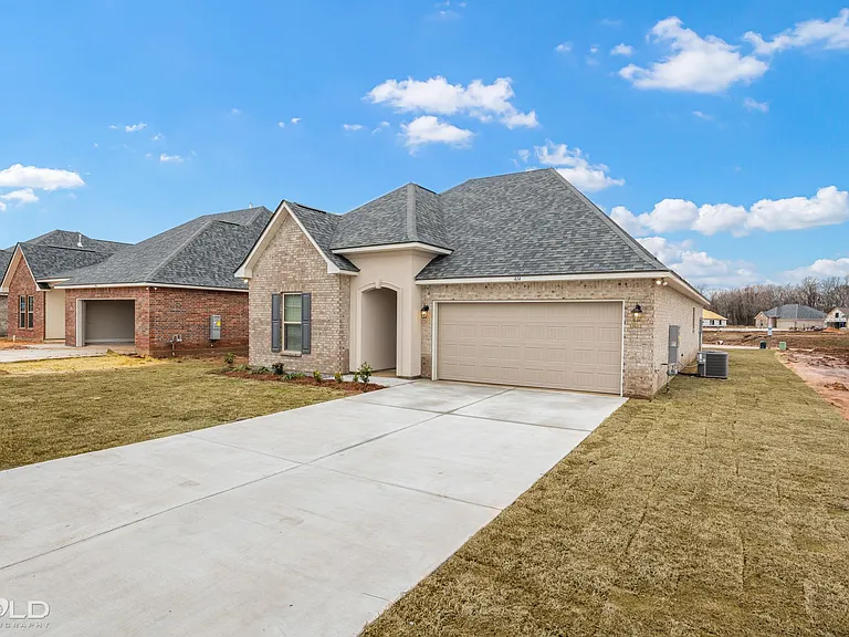 414 Blanchard Loop — Photo 4