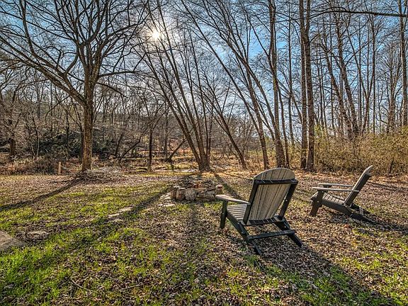 5th image of 141 Mountain Rivers Rd