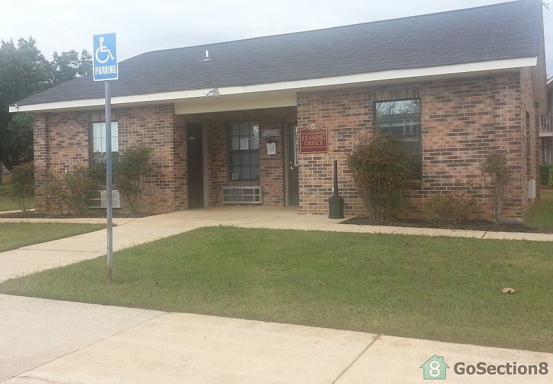 1711 W Elm St Athens AL Zillow