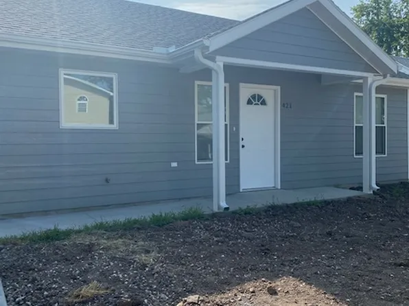 421 S Tulip St, McPherson, KS 67460