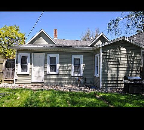 5th image of 410 E Cherry St