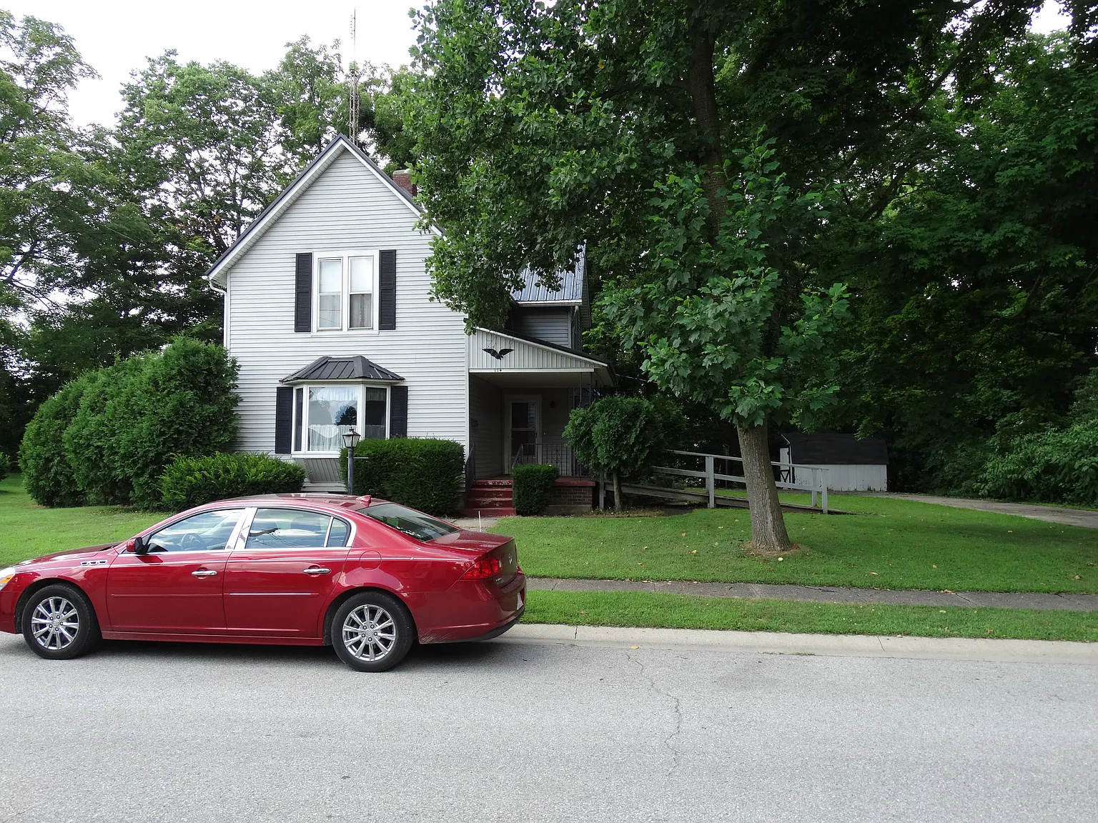 114 S Sherman St photo 1