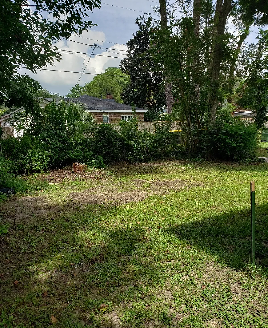 2 bed, 700 sqft, $1,300 — Photo 3