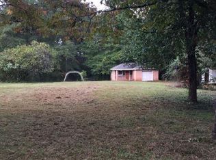108 S Circle Dr, Ellenwood, GA