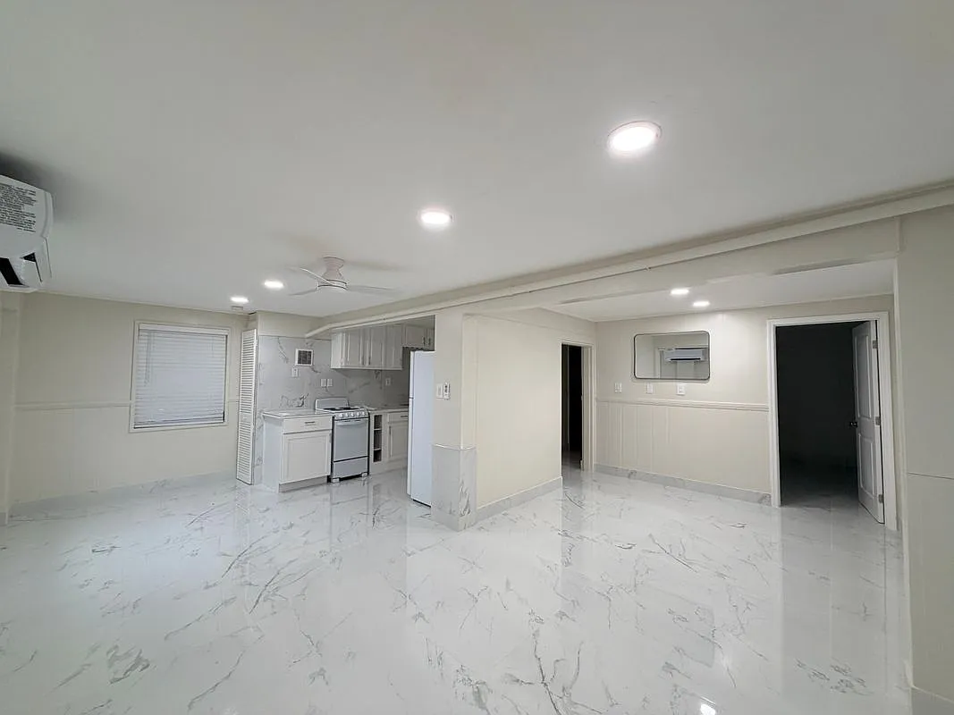 184 Cutthroat Dr — Photo 1