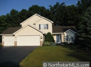 8362 Narcissus St, Victoria, MN 55386