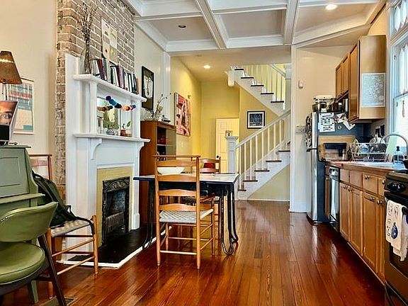4th image of 4527 Iberville St