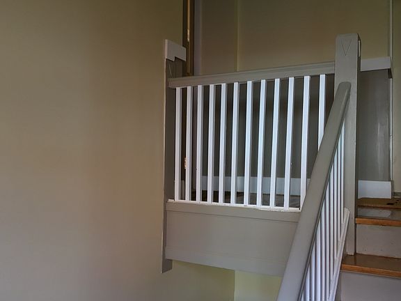 4th image of 1303 E 71st Pl APT 3S
