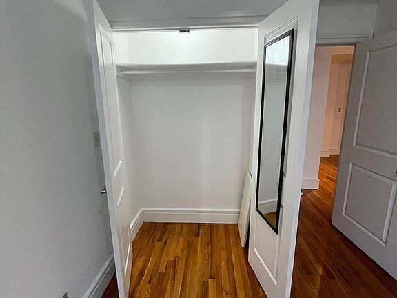4th image of 49 Garnet St #2B