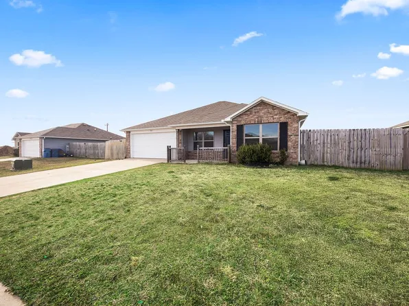 705 NW 70th Ave, Bentonville, AR 72713