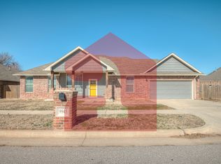9945 SW 21st St, Yukon, OK 73099