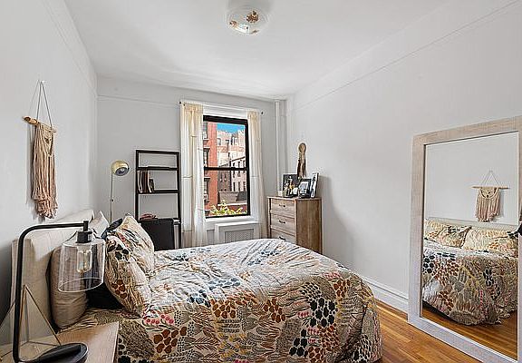 3rd image of 103 Avenue A #3DF