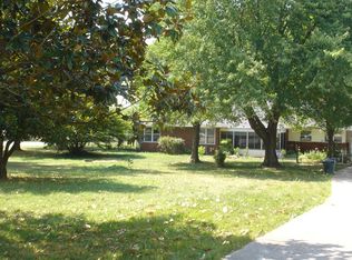 11 Presley Park Dr, Makanda, IL 62958