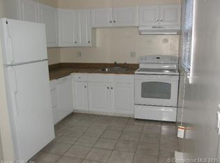 12B Irving Pl, Danbury, CT 06810